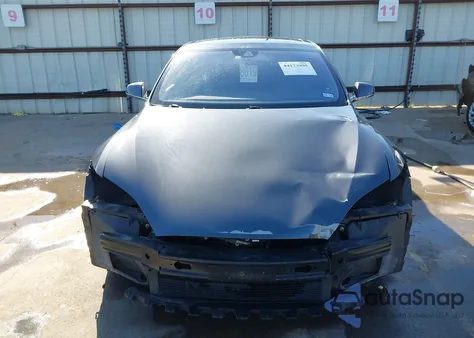 2016 Tesla Model S 60D/70D/75D/85D/90D из США, поврежденный, VIN 5YJSA1E28GF150455